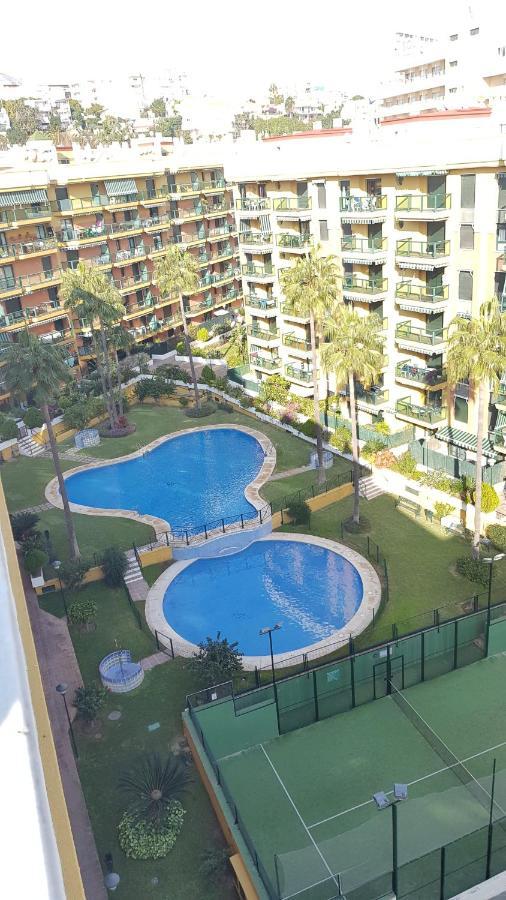 Impresionante Primera Linea De Playa, Bajondillo Beach Torremolinos Dış mekan fotoğraf